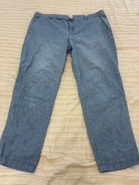 Gap girlfriend cut cotton pants. Perfect for summer! Lightweight airy. Size 16